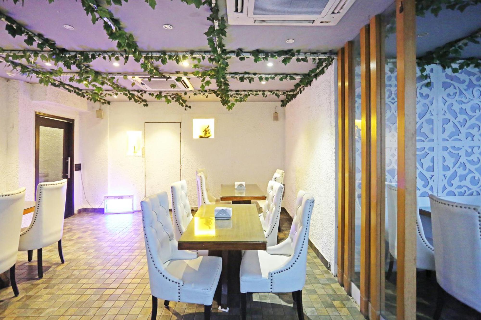 Jrd Luxury-Business Hotel Új-Delhi Kültér fotó