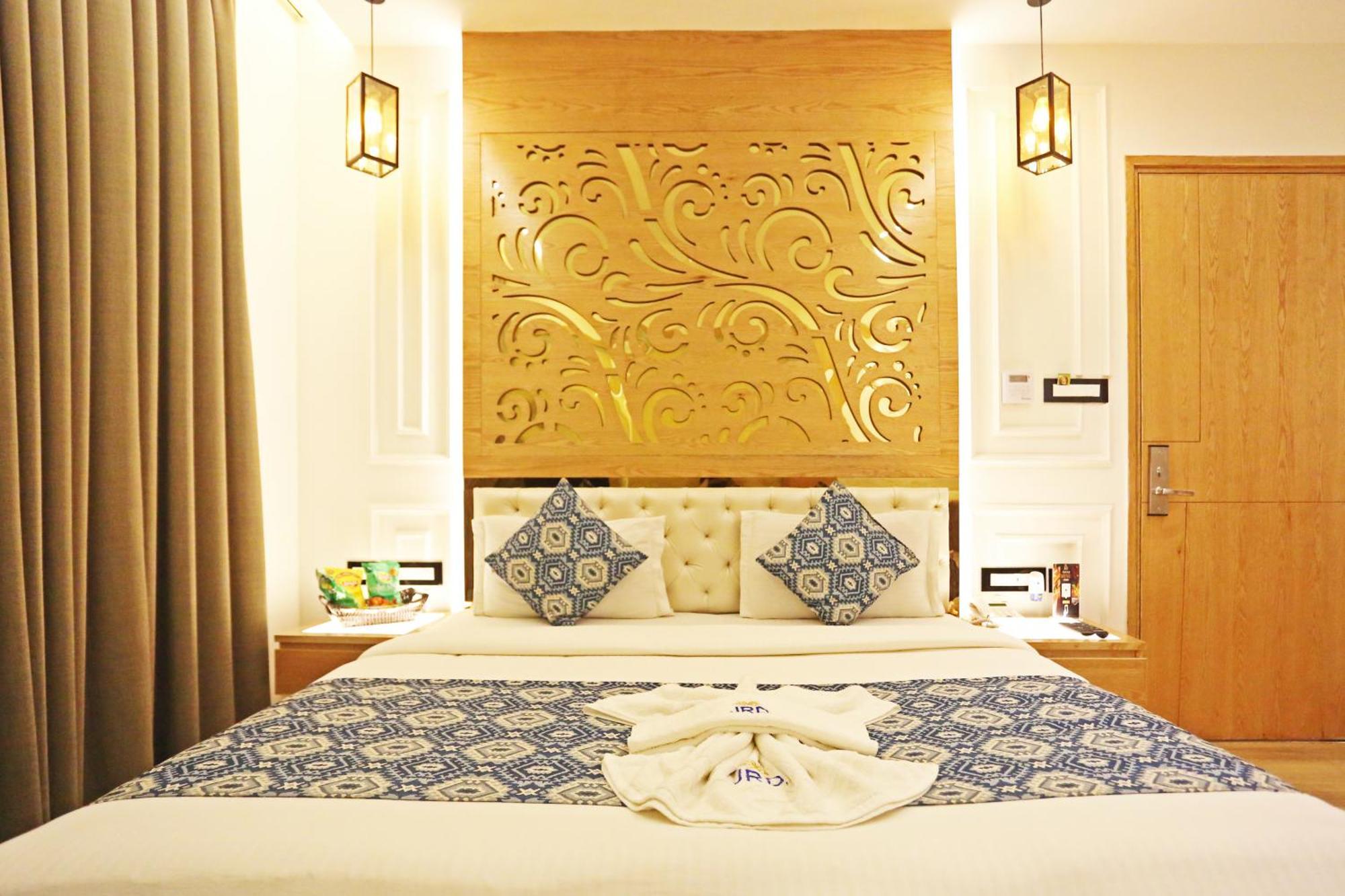 Jrd Luxury-Business Hotel Új-Delhi Kültér fotó